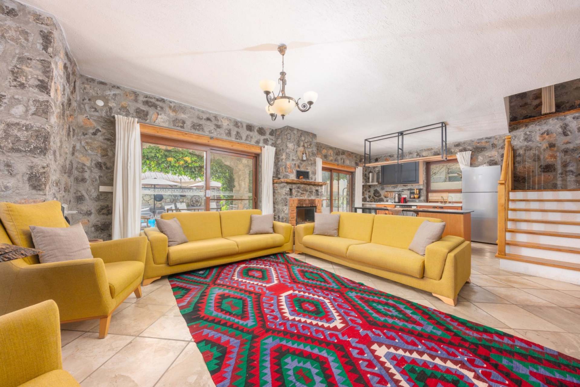 Villa Yunus 1 2