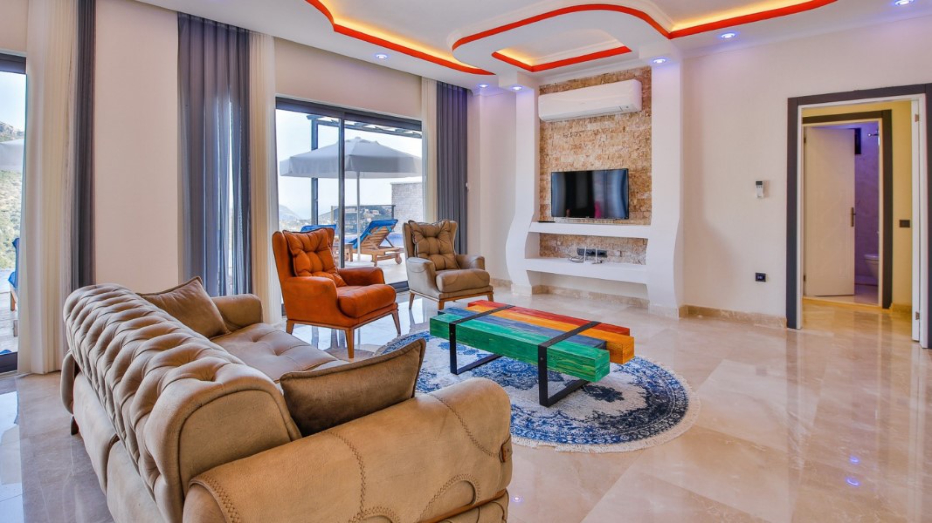 Villa Pera 2