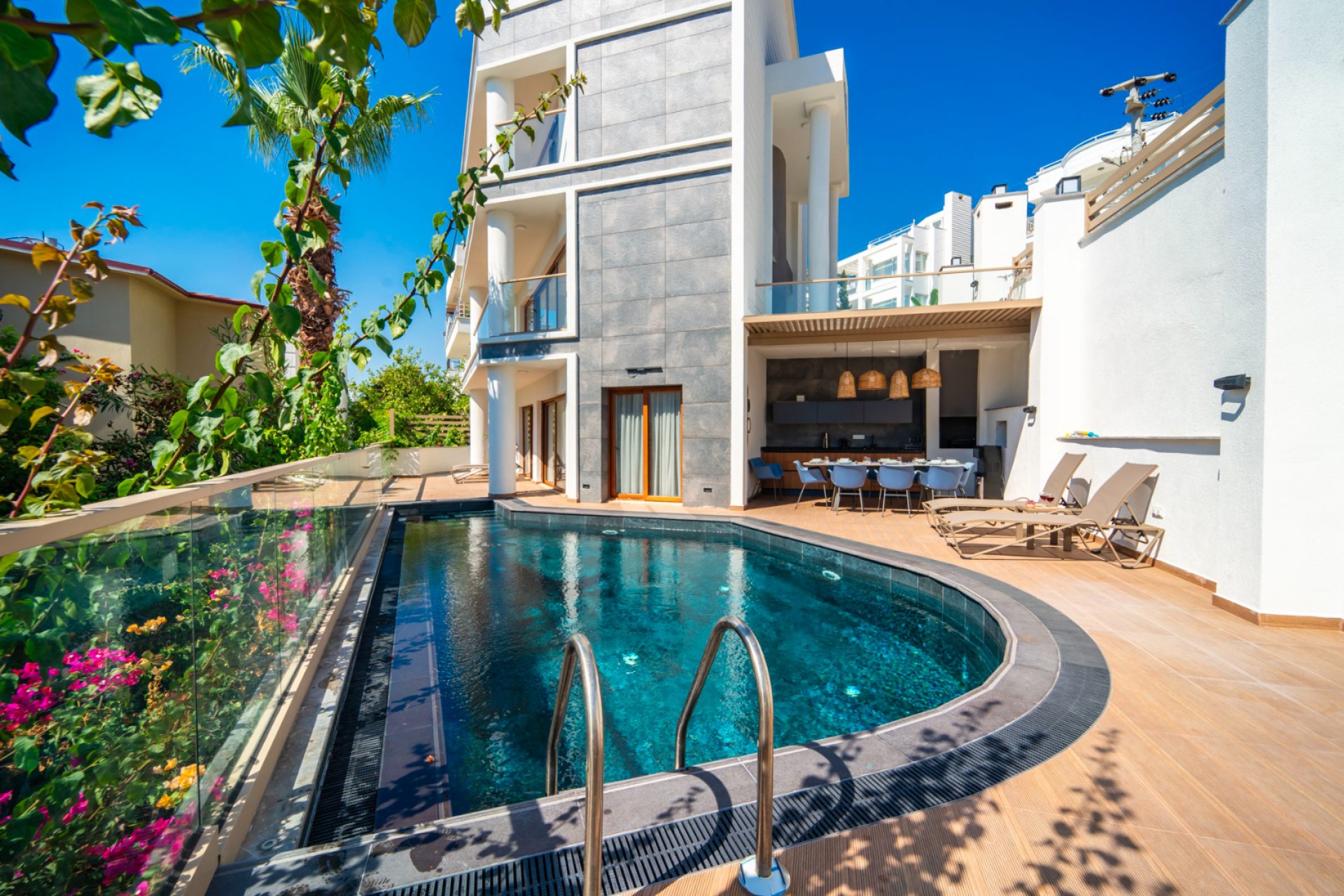 Villa Avon