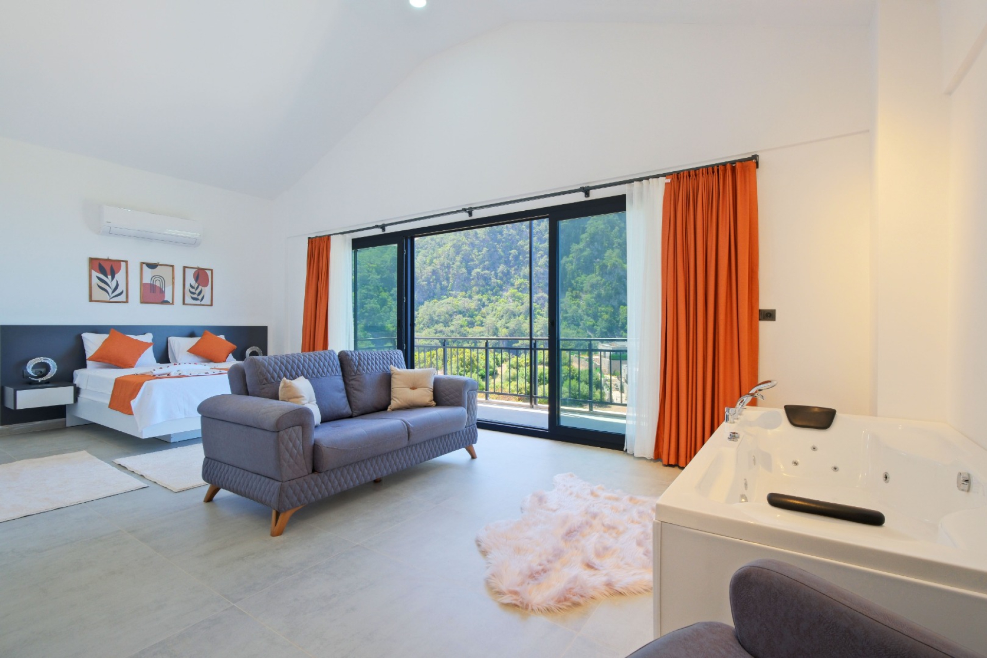 Villa Regal 3 3