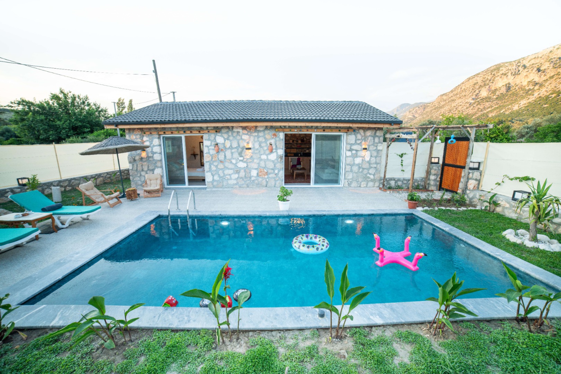 Villa Saklı Taş