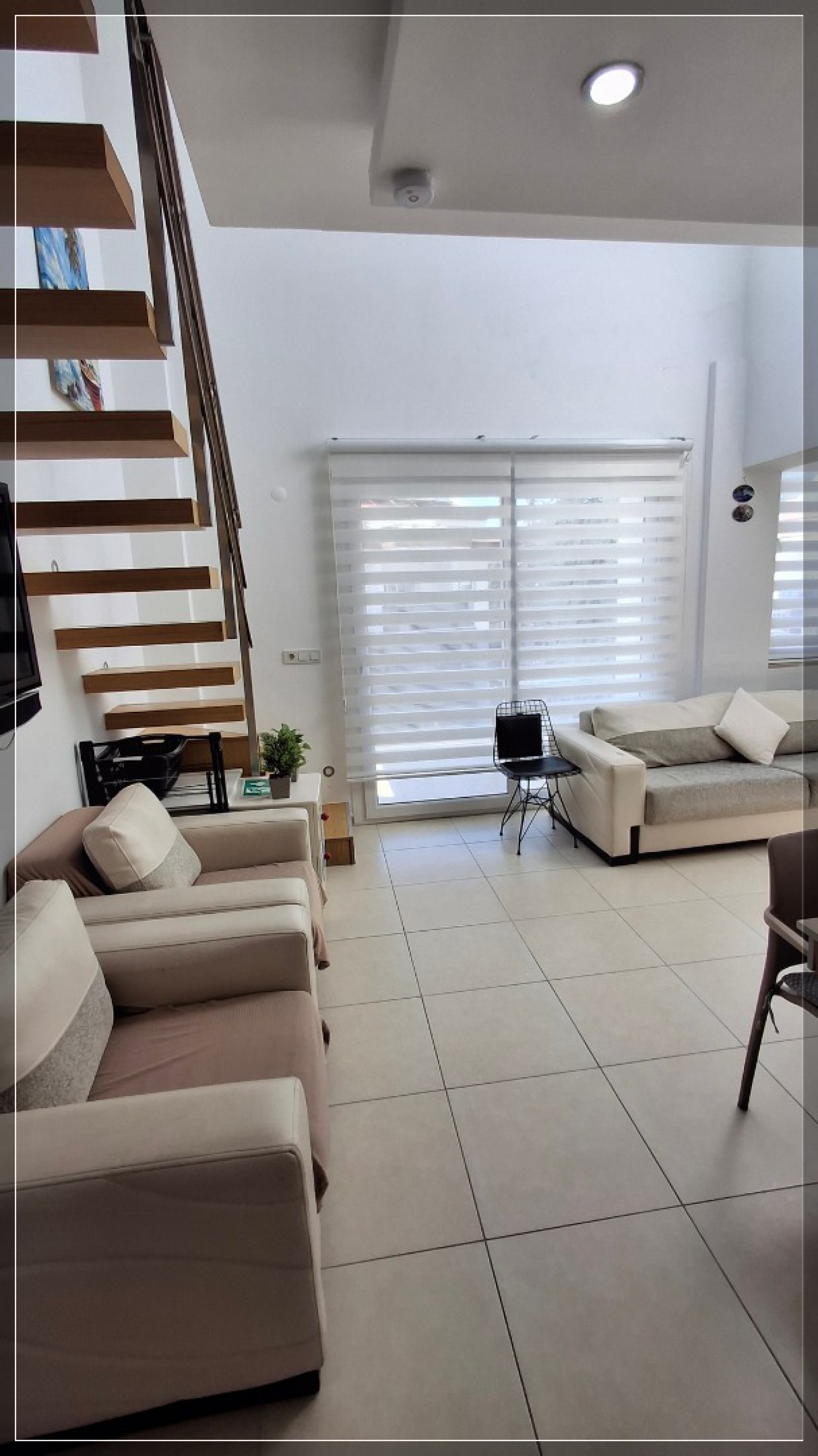 Apart Mirana 2 4