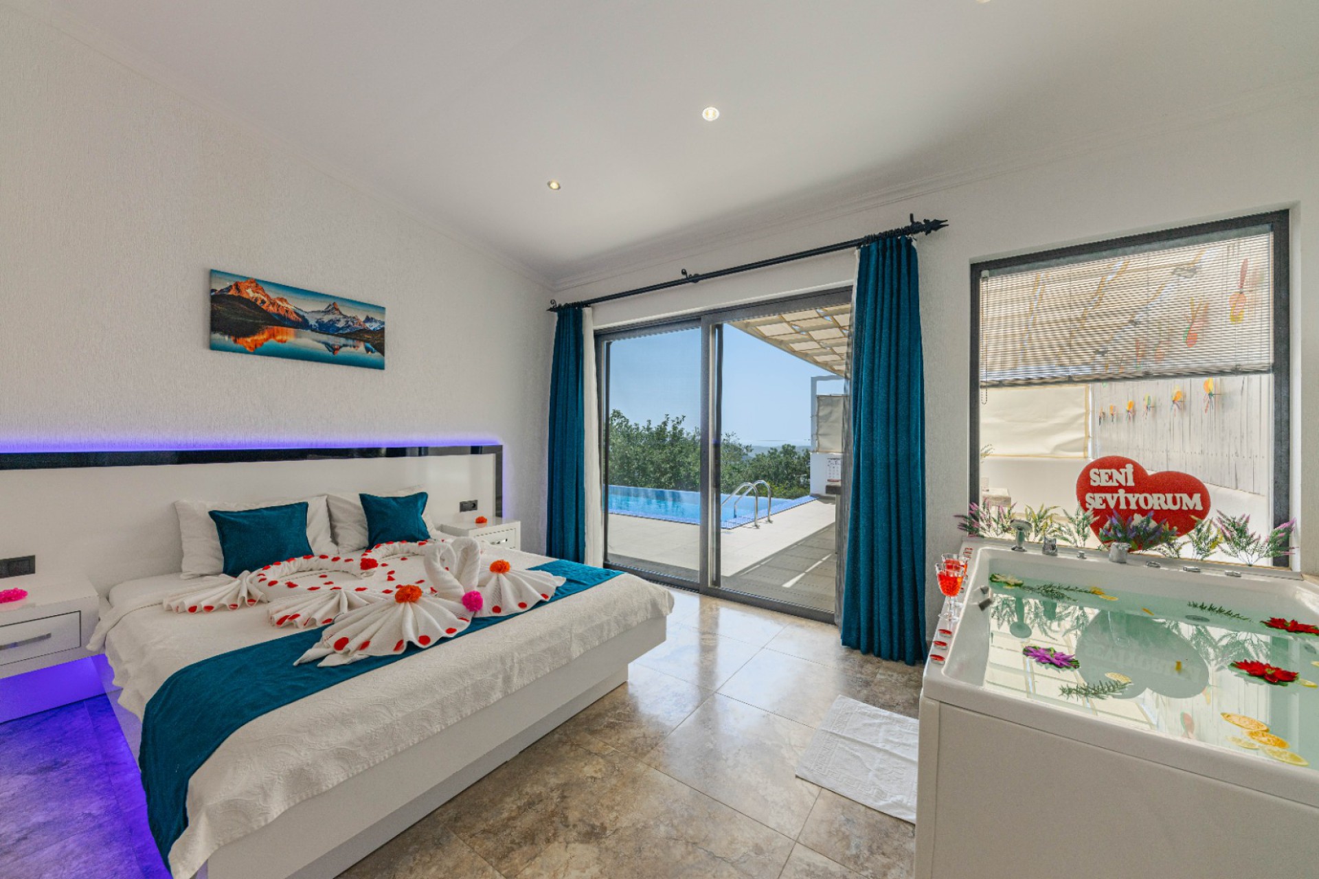 Villa Elisa 2