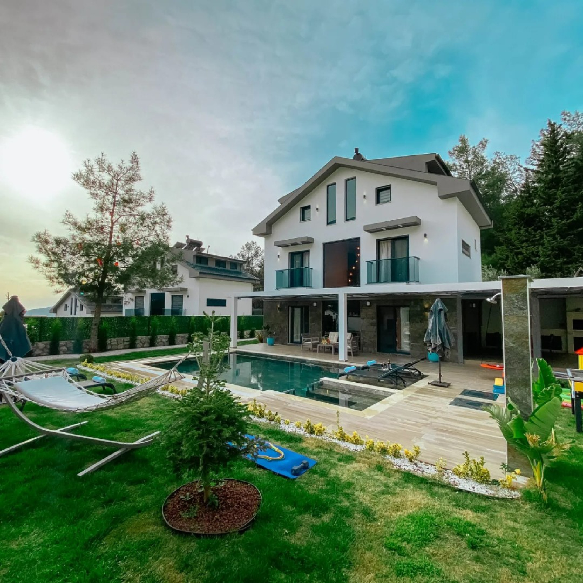 Villa Myera 1 2