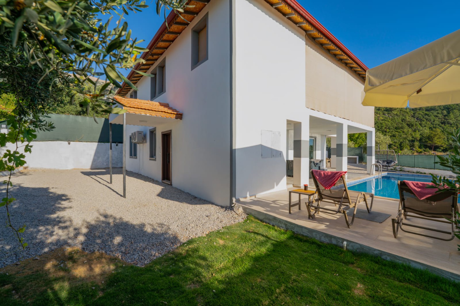 Villa Gölge