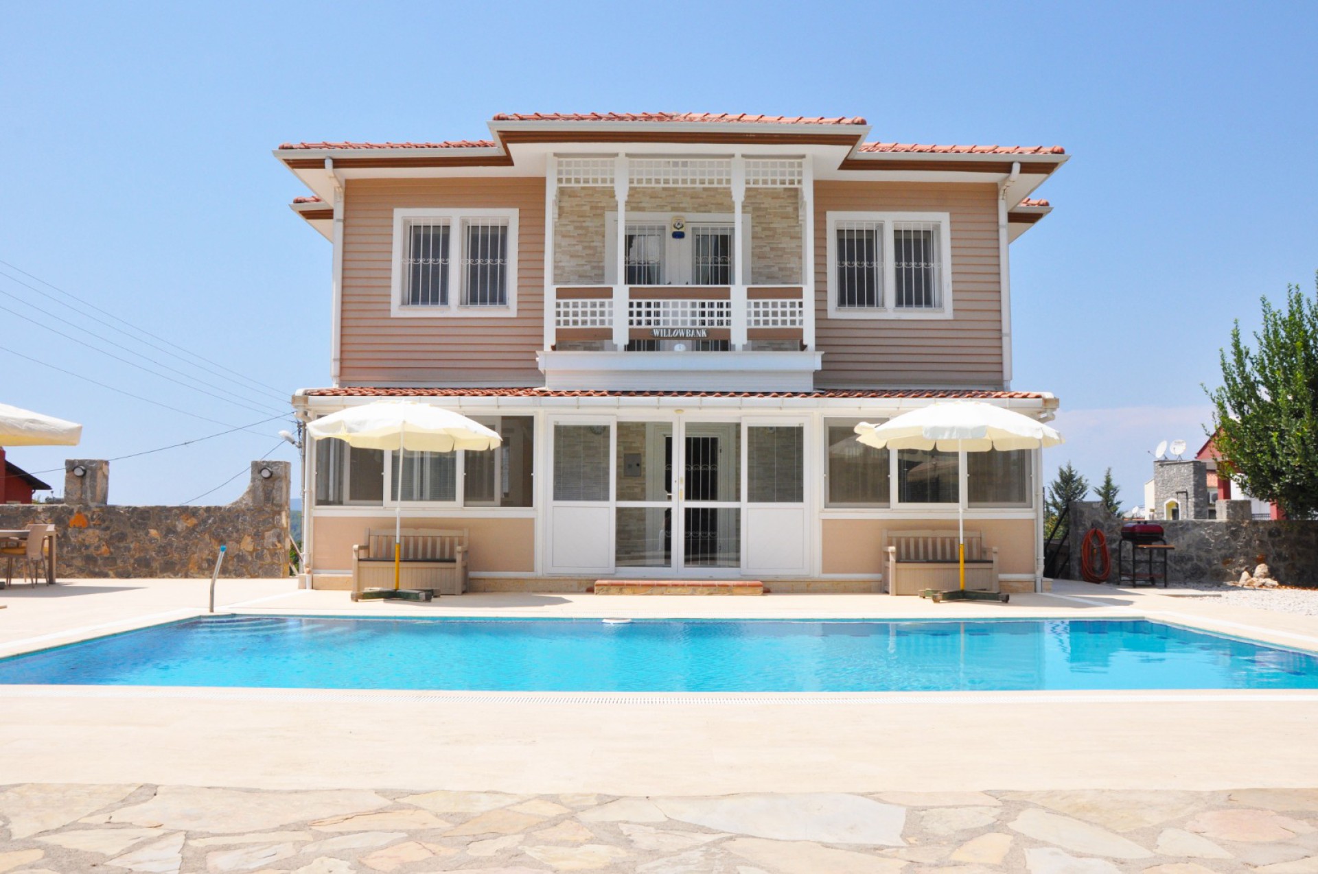 Villa Kahve | Fethiye Ovacık’ta Özel Havuzlu, Geniş Bahçeli, Babadağ Manzaralı 5+1 Kiralık Villa