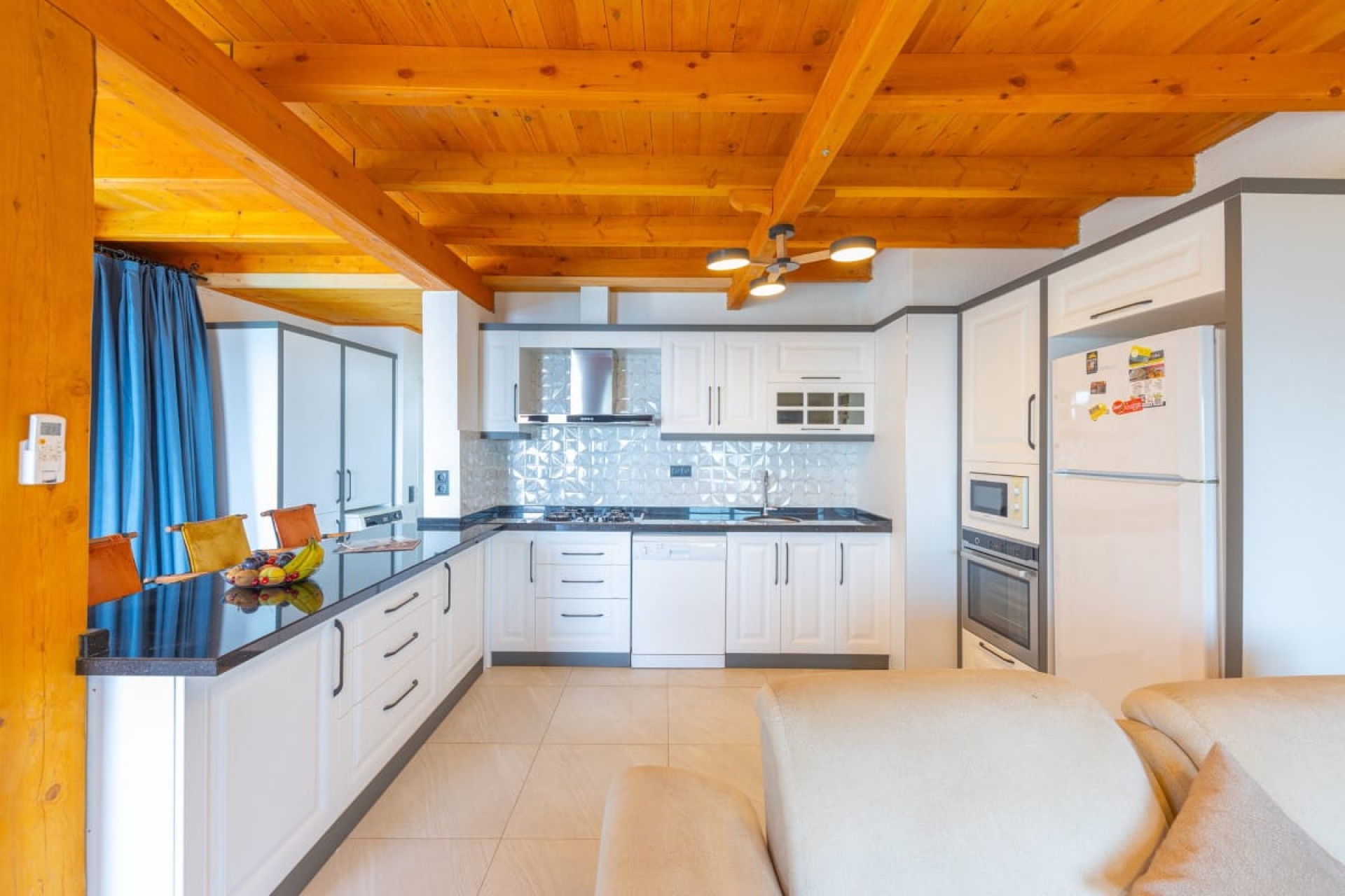 Villa Mono 5