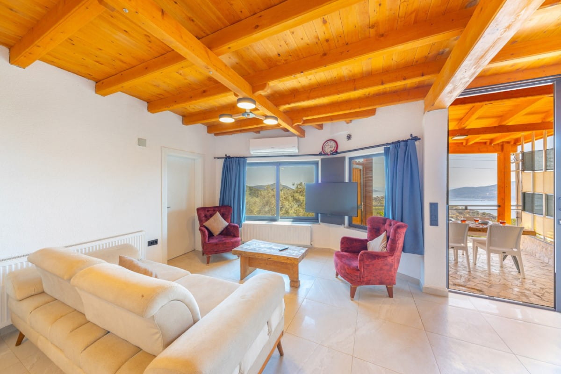 Villa Mono 3