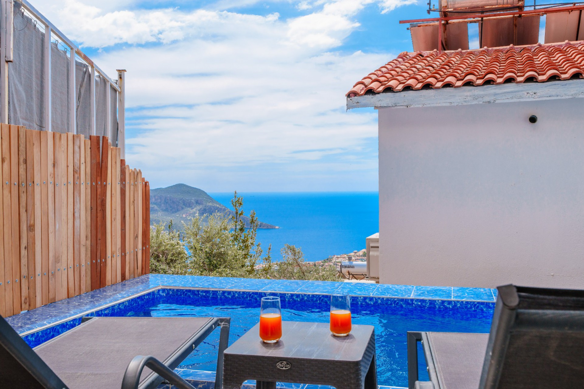 Villa Lorenya 1