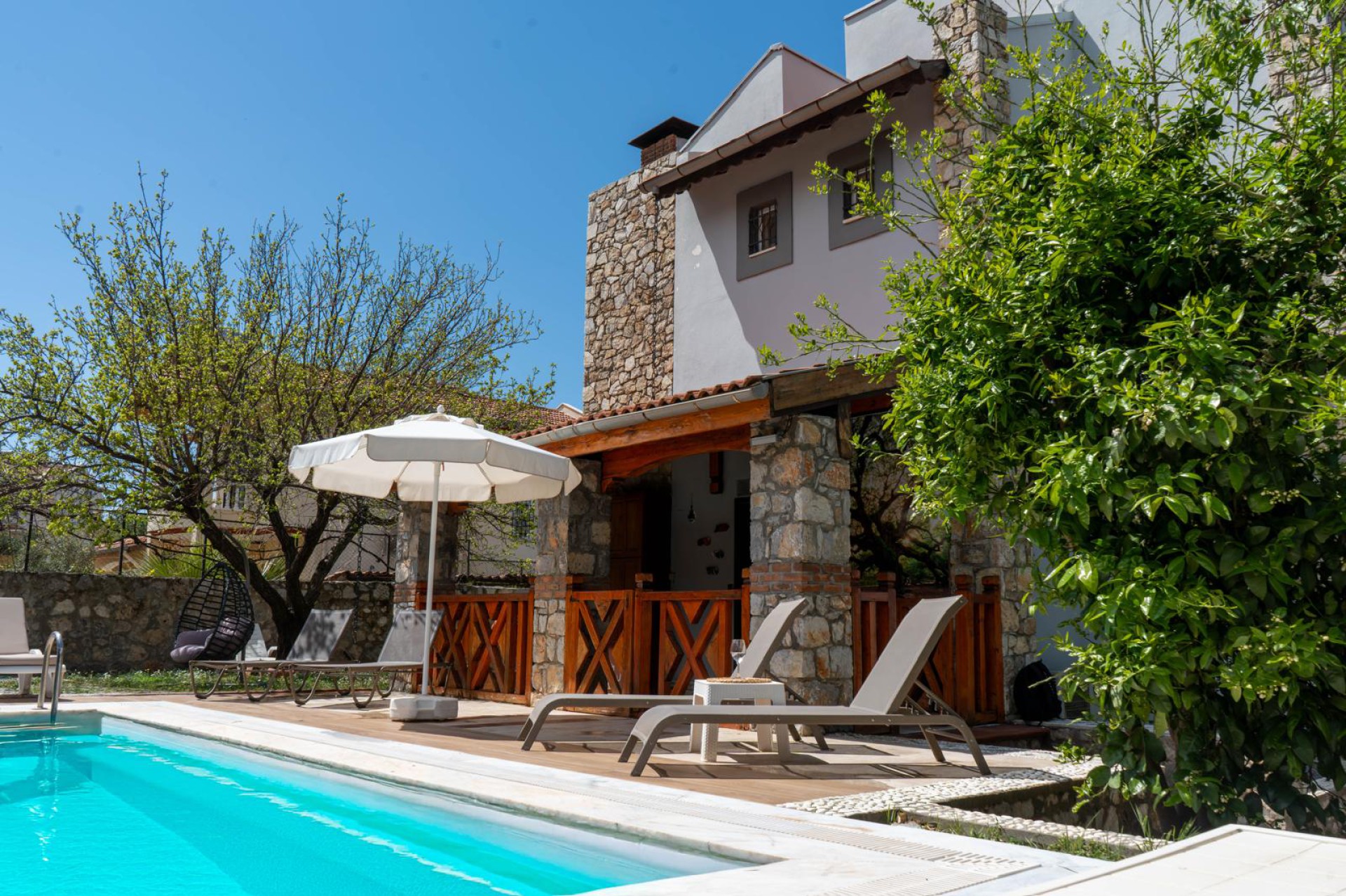 Villa Nirva 4