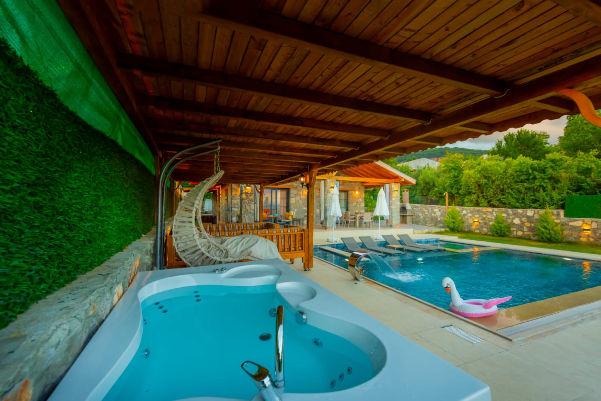  Villa Earth 2 5
