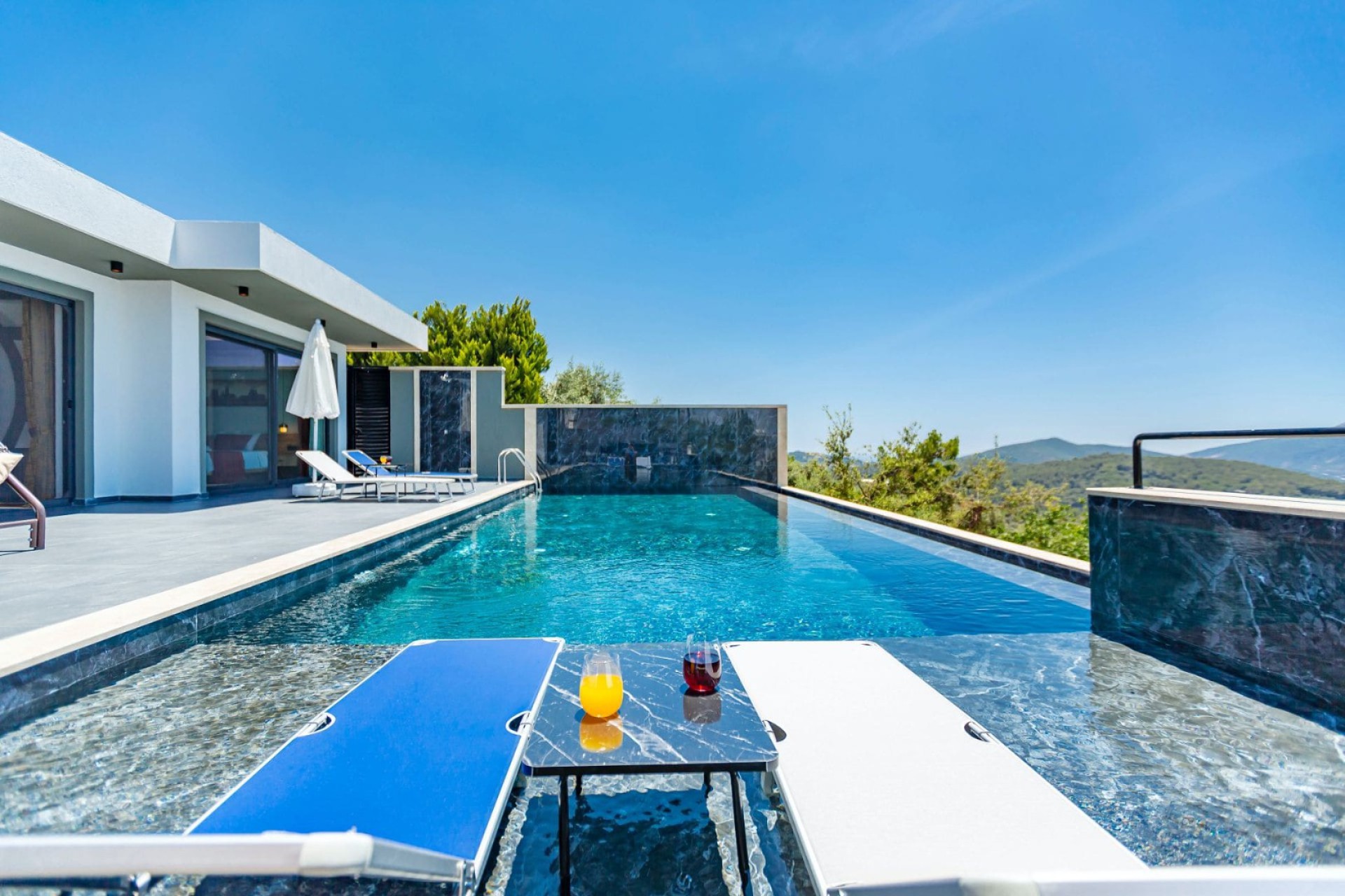 Villa Merda 4
