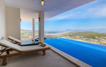 Villa Ekselans Hill, Lüks Villa