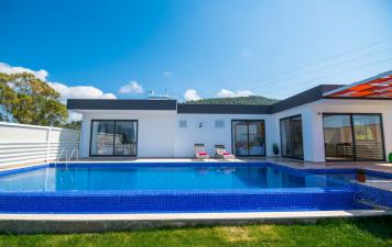 Villa Nar