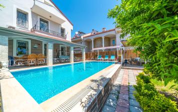 Villa Epic