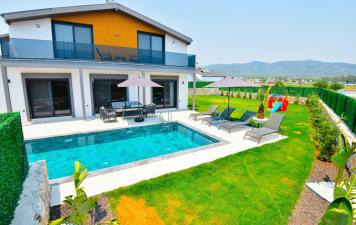 Villa Ados 5
