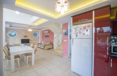 Villa Turkuaz, Denize Yakın