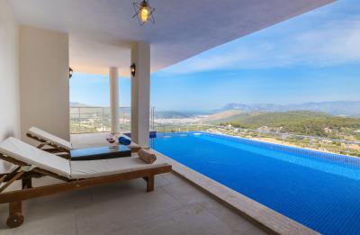 Villa Ekselans Hill, Lüks Villa