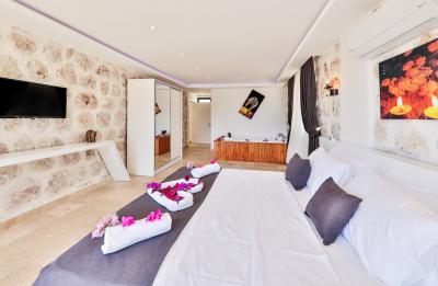 Villa Riva 5, Isıtmalı Havuzlu Villalar